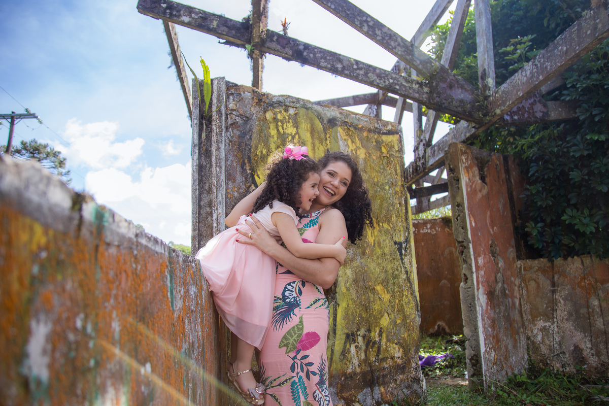 Família, criança, infantil, bagunça, smash the cake, smash the water, alegria. 