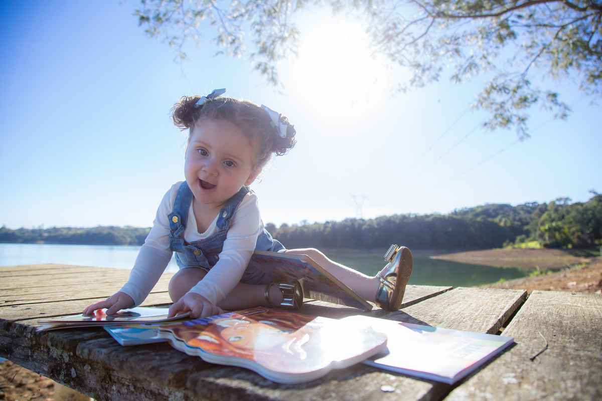 Família, criança, infantil, bagunça, smash the cake, smash the water, alegria. 