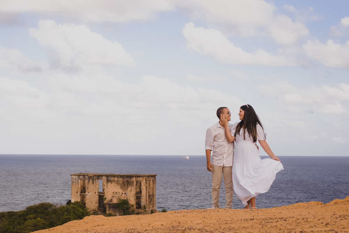 Casa do Faroleiro, ensaio casal nas ruínas da igreja de nazaré
