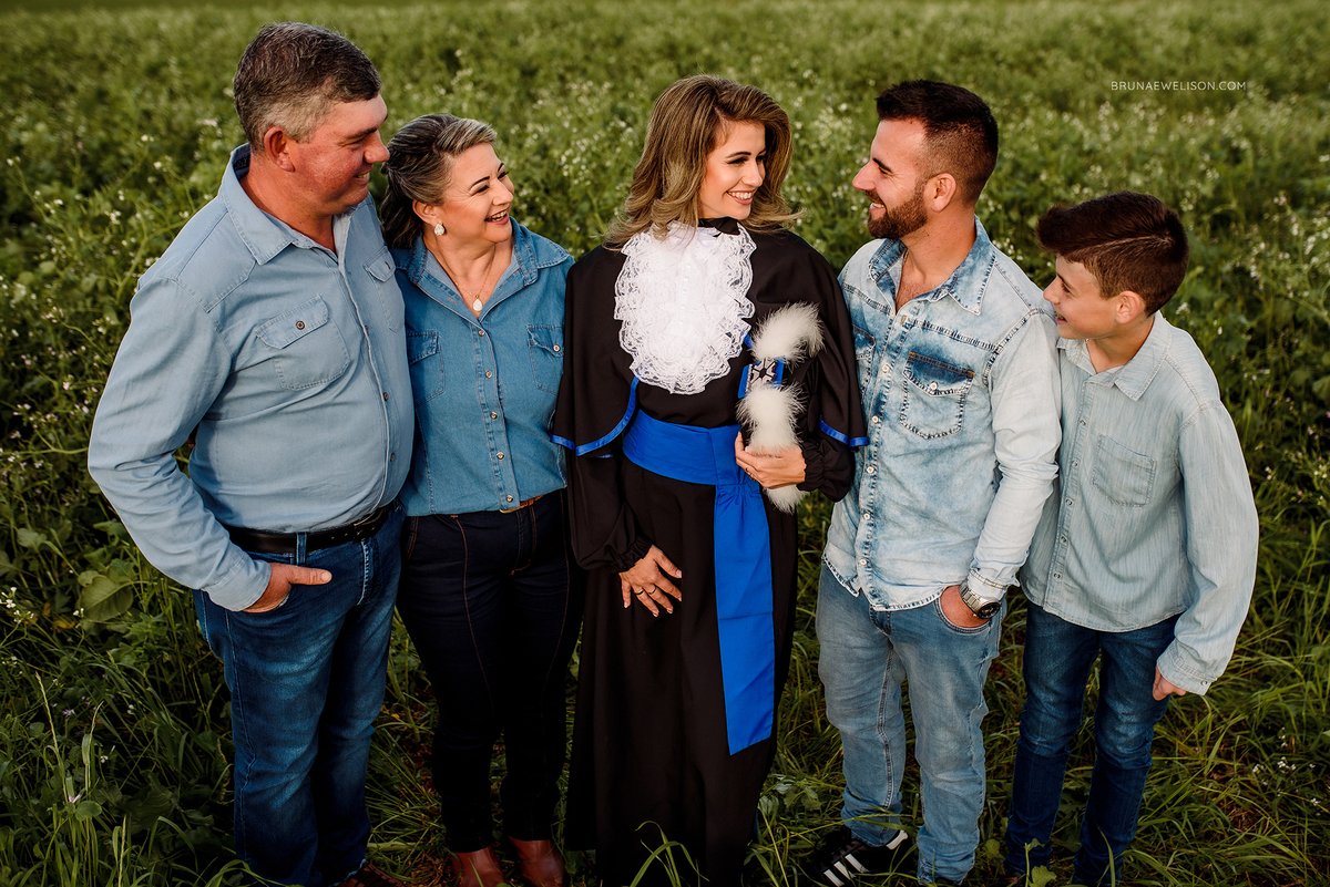 bruna e welison fotografia formatura ensaio foto espumoso nao me toque rs fotografo agronomia