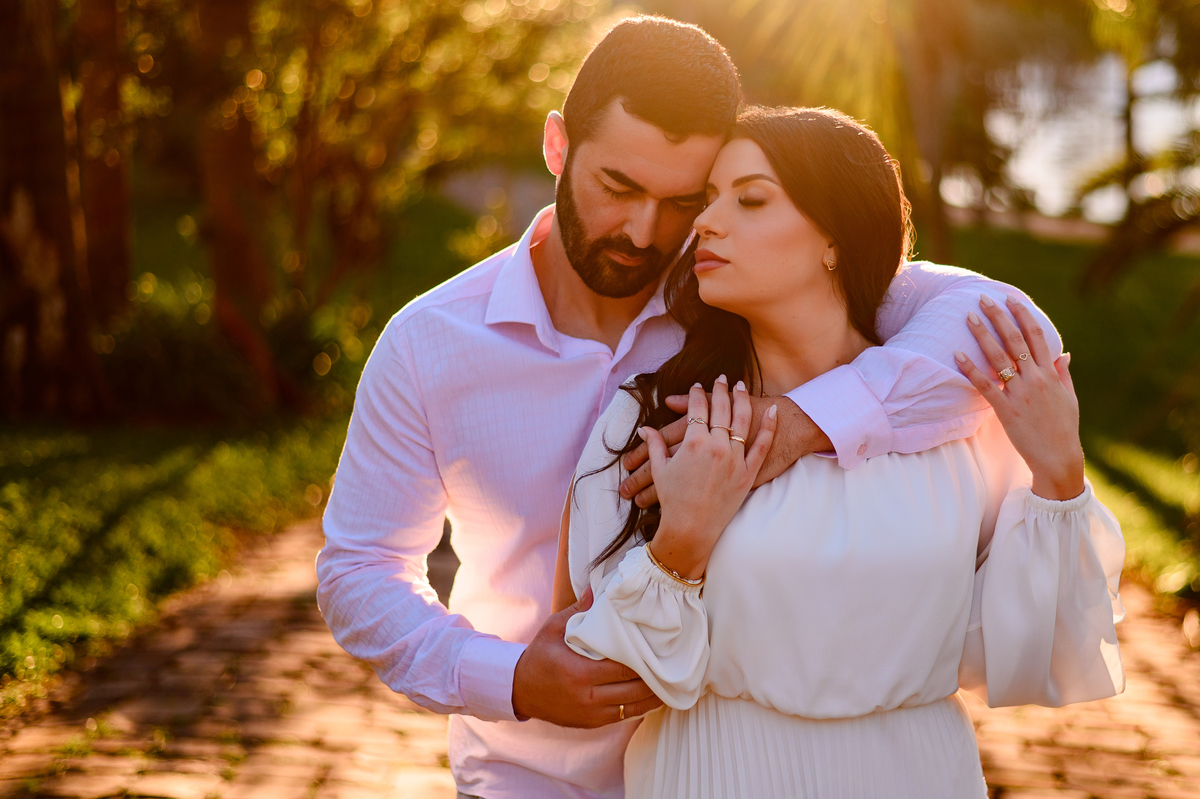 ensaio pré casamento externo casal foto bruna e welison lago das palmeiras