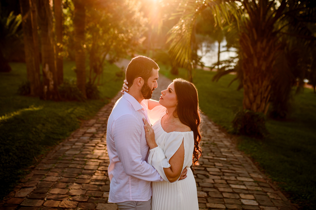 ensaio pré casamento externo casal foto bruna e welison lago das palmeiras