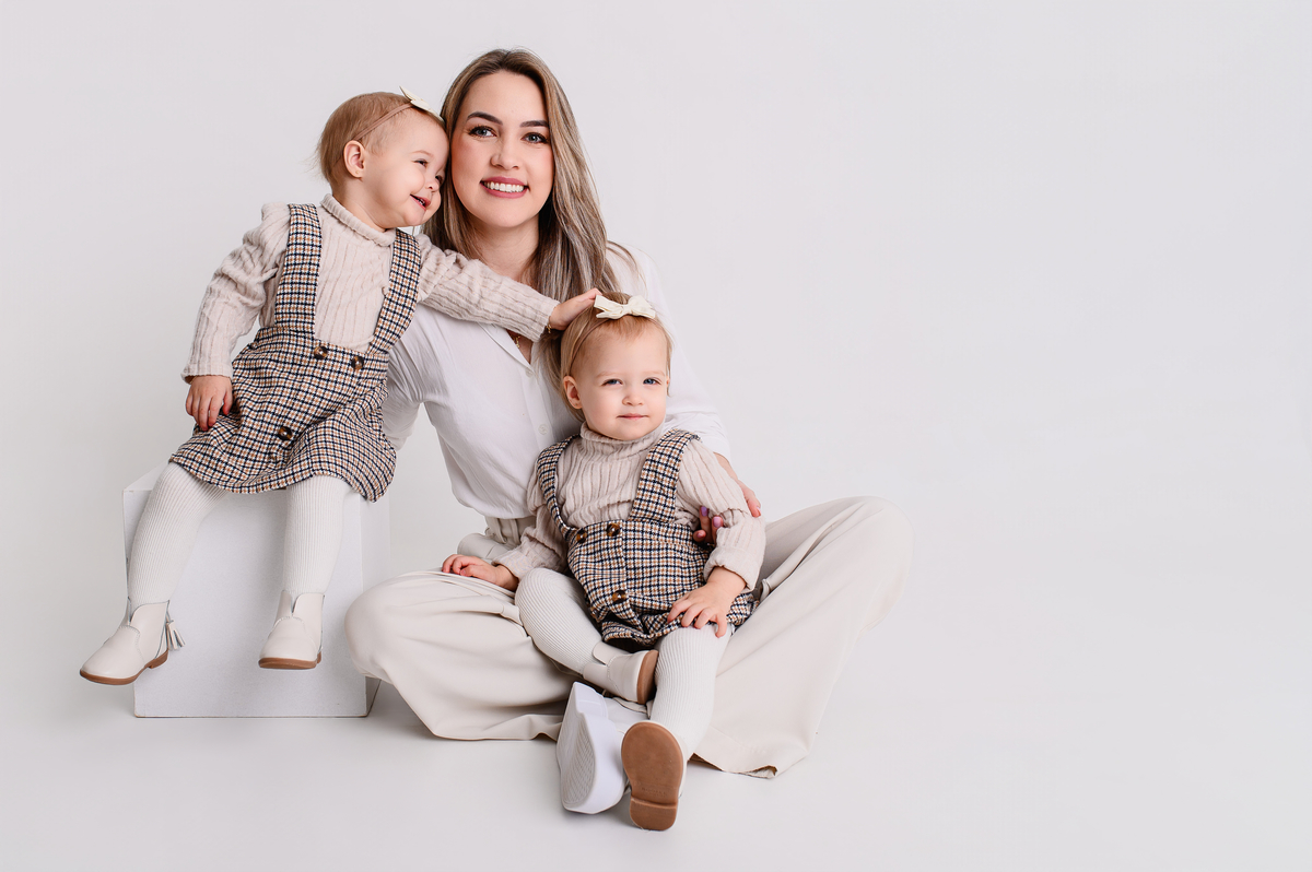 ensaio familia estudio bruna e welison atemporal clean minimal nao me toque tapera espumoso