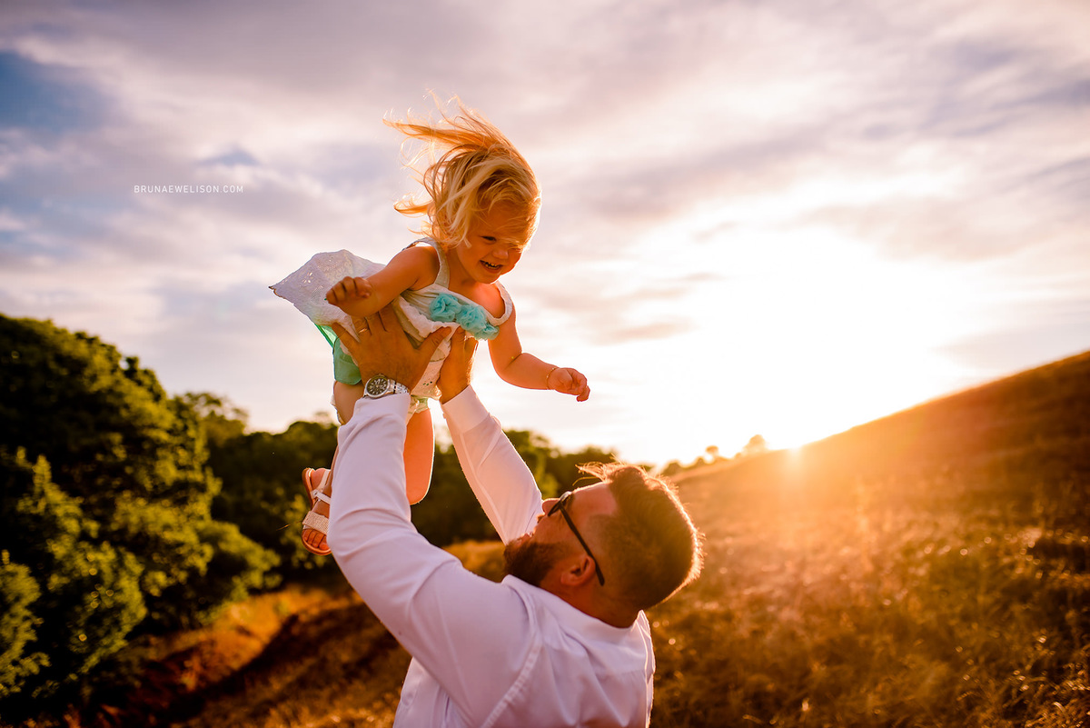 ensaio familia criança infantil bruna e welison foto externa fotografo book externo natureza 