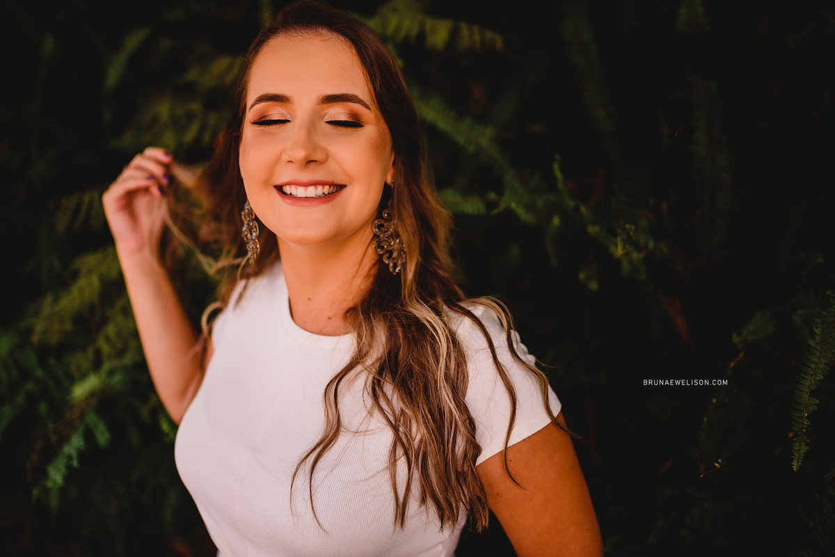 fotografia formatura formanda bruna e welison nao me toque tapera passo fundo ensaio feminino externo toga estudio fotografo