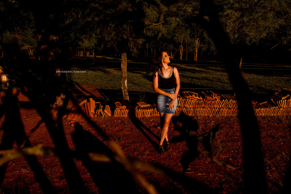 fotografia feminina bruna e welison fotografos não me toque tapera lagoa dos tres cantos book foto mulher externo 