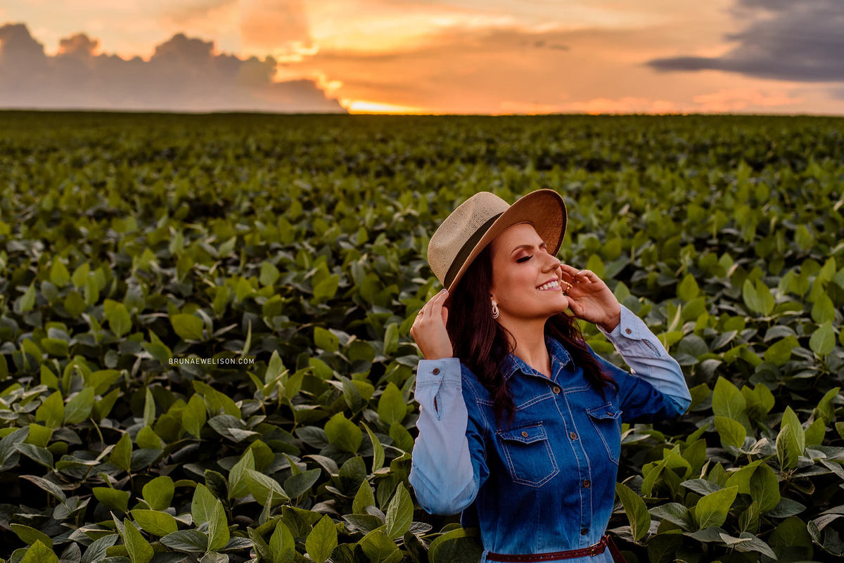 fotografia feminina bruna e welison fotografos não me toque tapera lagoa dos tres cantos book foto mulher externo 