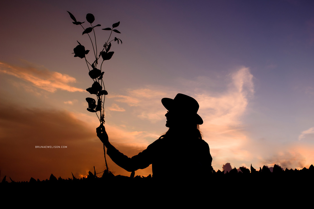 fotografia feminina bruna e welison fotografos não me toque tapera lagoa dos tres cantos book foto mulher externo 
