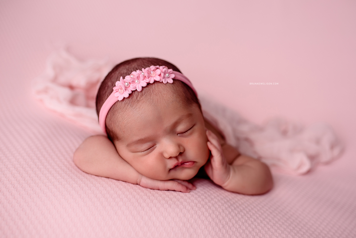 ensaio newborn fotografia fotografo bruna e welison foto recem nascido nao me toque espumoso tapera rs