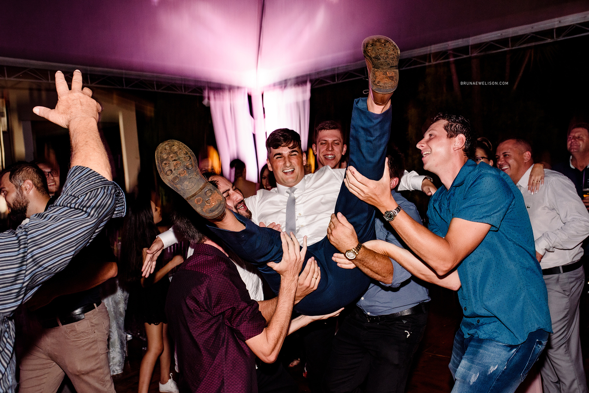 casamento festa bruna e welison fotografia fotografo wedding quinze de novembro ar livre externo nao me toque tapera espumoso 