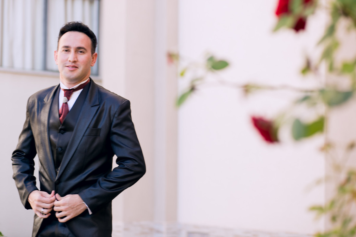 Traje do noivo pela Classic Rigor Noivas e Festas, Jundiaí, São Paulo