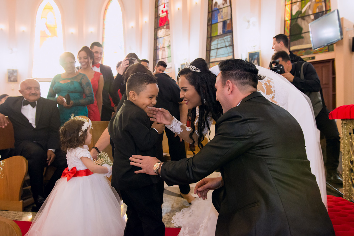 Fotografia espontânea durante celebração de casamento