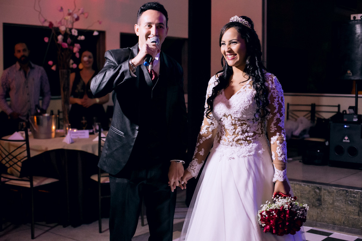 Recepção dos recém casados no espaço Mallavazi Festas e Buffet, Jundiaí, São Paulo