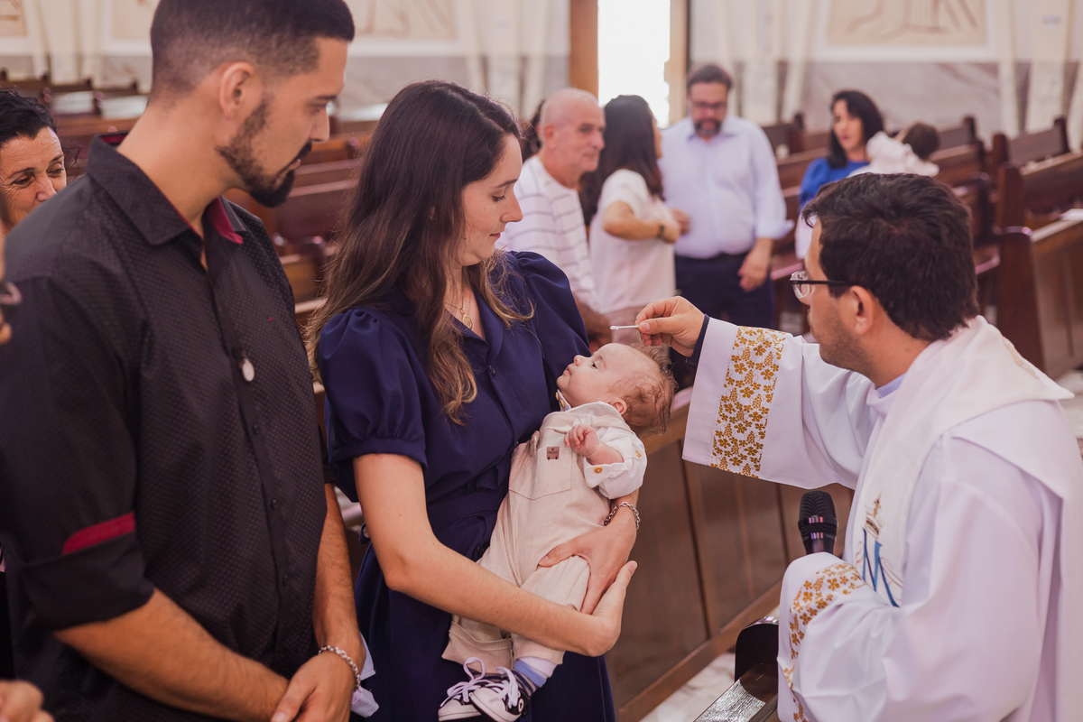 FOTOGRAFIA DE BATISMO, IGREJA CATOLICA, PAROQUIA SÃO JOÃO BATISTA, JUNDIAI, SÃO PAULO