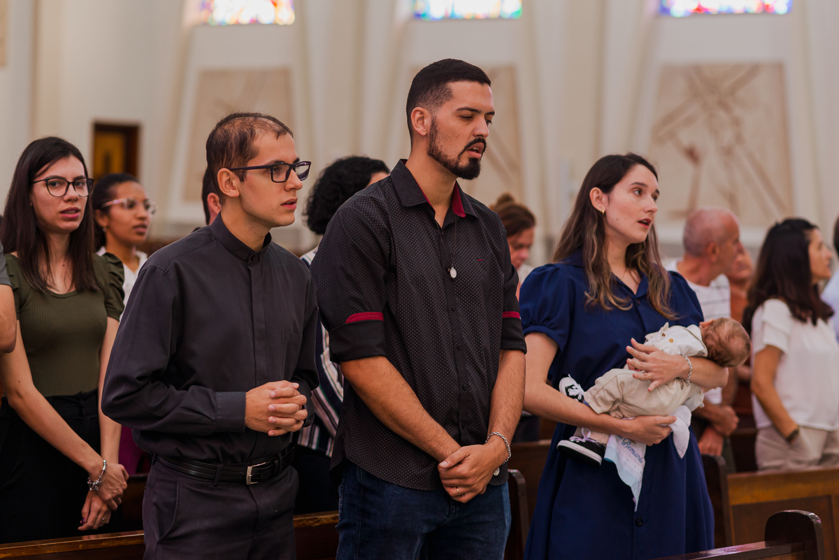 FOTOGRAFIA DE BATISMO, IGREJA CATOLICA, PAROQUIA SÃO JOÃO BATISTA, JUNDIAI, SÃO PAULO