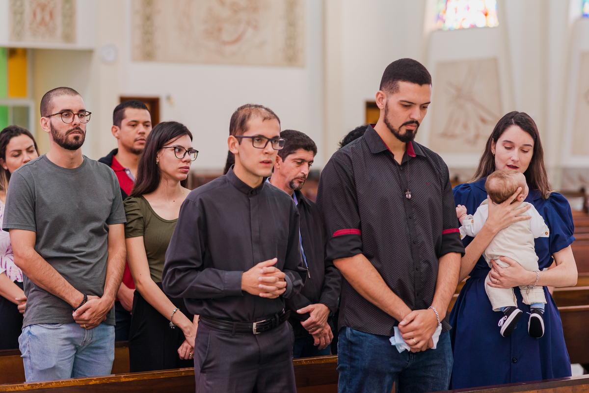 FOTOGRAFIA DE BATISMO, IGREJA CATOLICA, PAROQUIA SÃO JOÃO BATISTA, JUNDIAI, SÃO PAULO