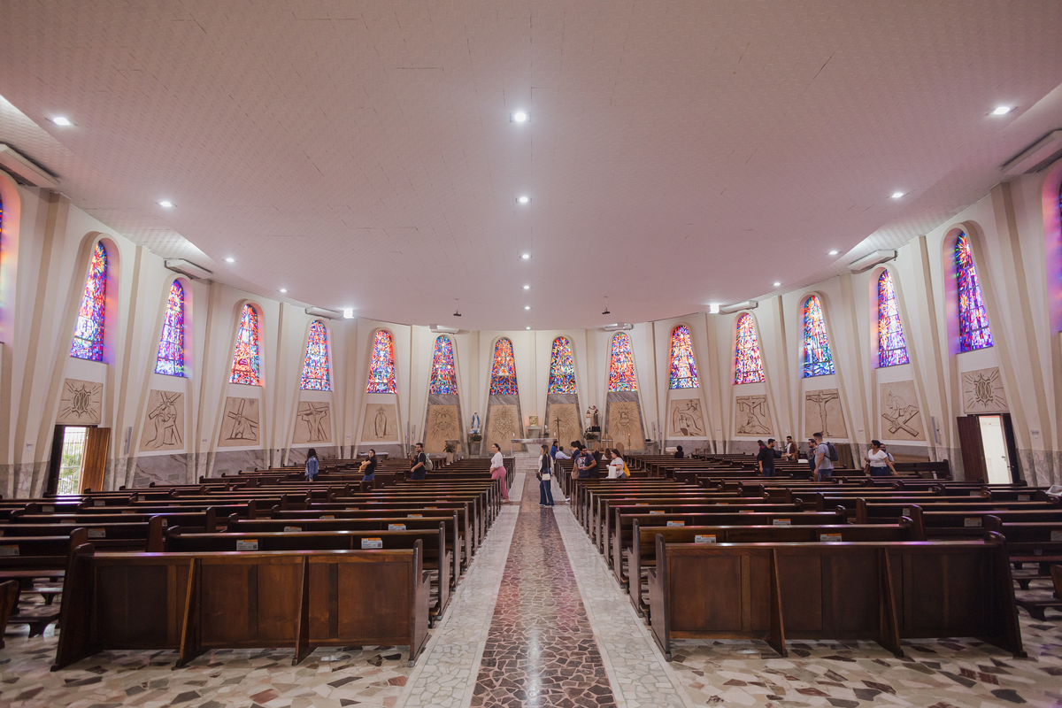 FOTOGRAFIA DE BATISMO, IGREJA CATOLICA, PAROQUIA SÃO JOÃO BATISTA, JUNDIAI, SÃO PAULO