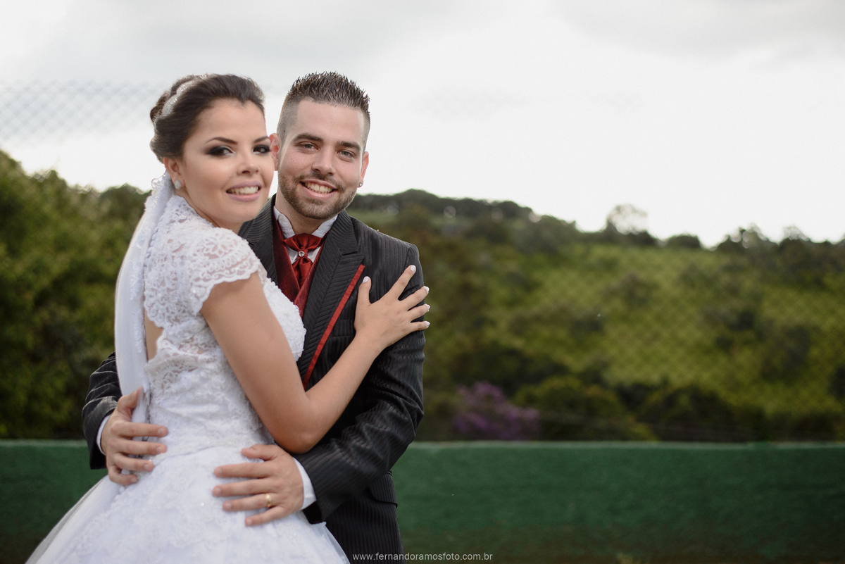 ENSAIO PÓS-CASAMENTO, FOTOGRAFIAS ESPONTÂNEAS, FOTOGRAFIA CRIATIVA, CHÁCARA JUNDIAÍ, CASAMENTO AO AR LIVRE