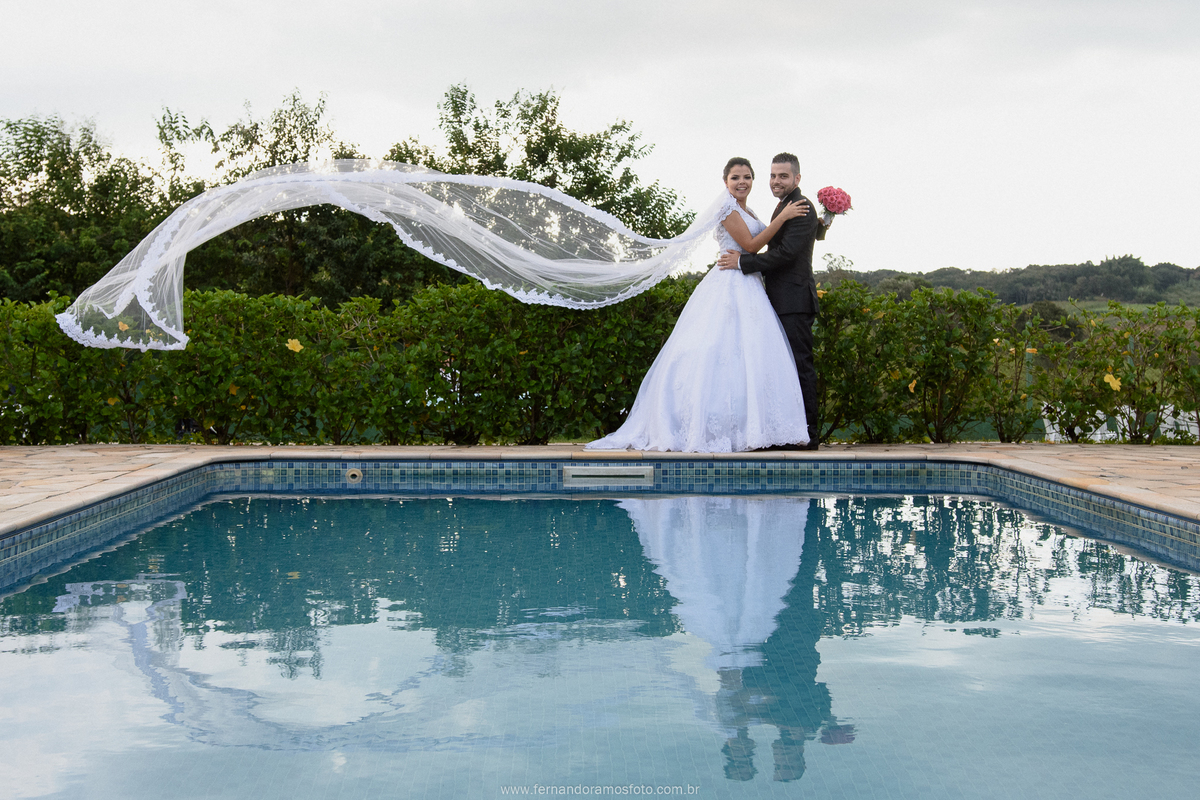 ENSAIO PÓS-CASAMENTO, FOTOGRAFIAS ESPONTÂNEAS, FOTOGRAFIA CRIATIVA, CHÁCARA JUNDIAÍ, CASAMENTO AO AR LIVRE