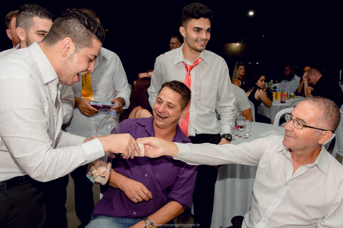 FOTO ESPONTÂNEA, FOTO DIVERTIDA, CASAMENTO NA CHÁCARA JUNDIAÍ