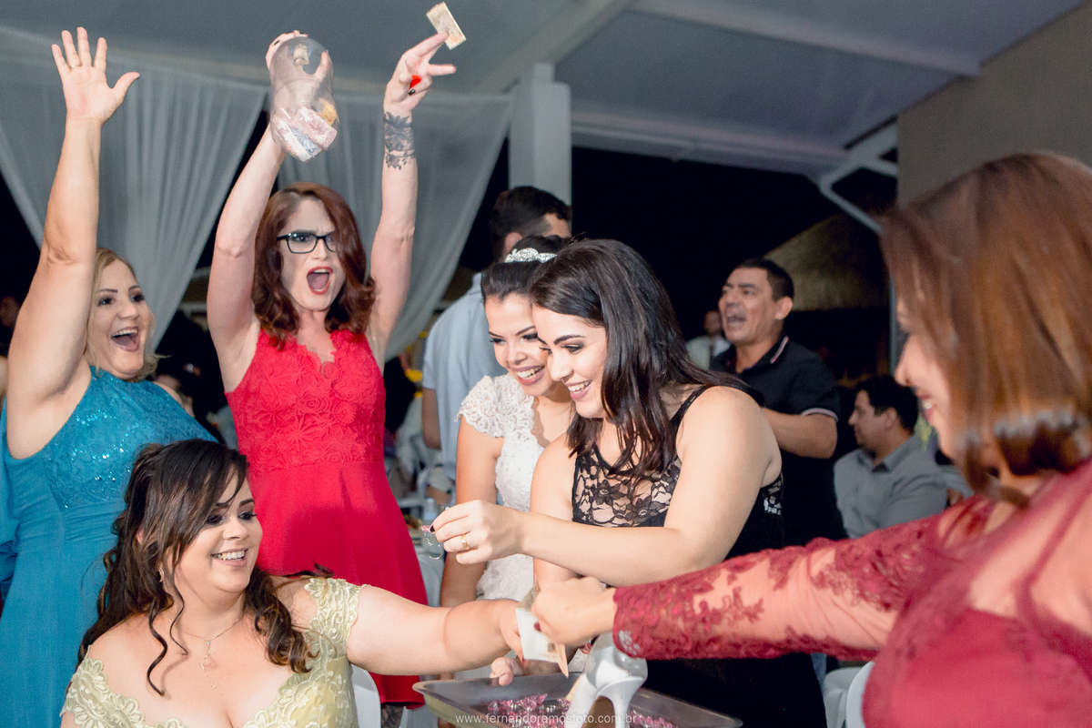 FOTO ESPONTÂNEA, FOTO DIVERTIDA, CASAMENTO NA CHÁCARA JUNDIAÍ