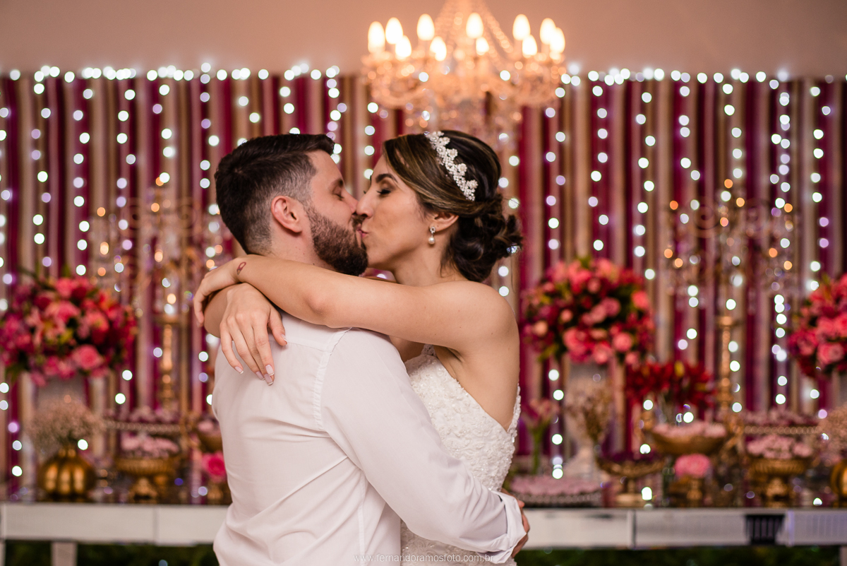 PRIMEIRA DANÇA DO CASAL NO BUFFET SPAZIO MASSIMO JUNDIAÍ SÃO PAULO