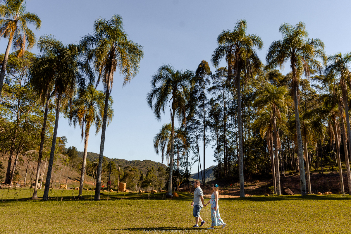 ENSAIO PRÉ-CASAMENTO NA FAZENDA GUAXINDUVA, CABREÚVA, SÃO PAULO