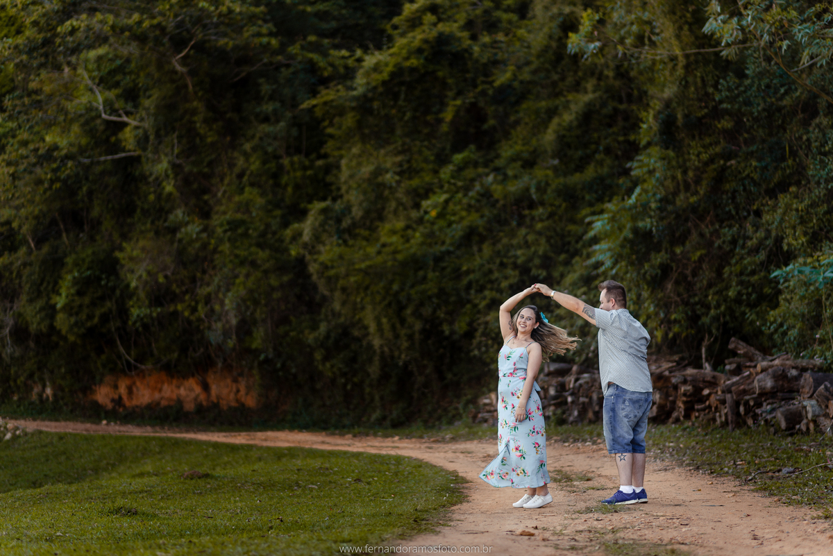 ENSAIO PRÉ-CASAMENTO NA FAZENDA GUAXINDUVA, CABREÚVA, SÃO PAULO