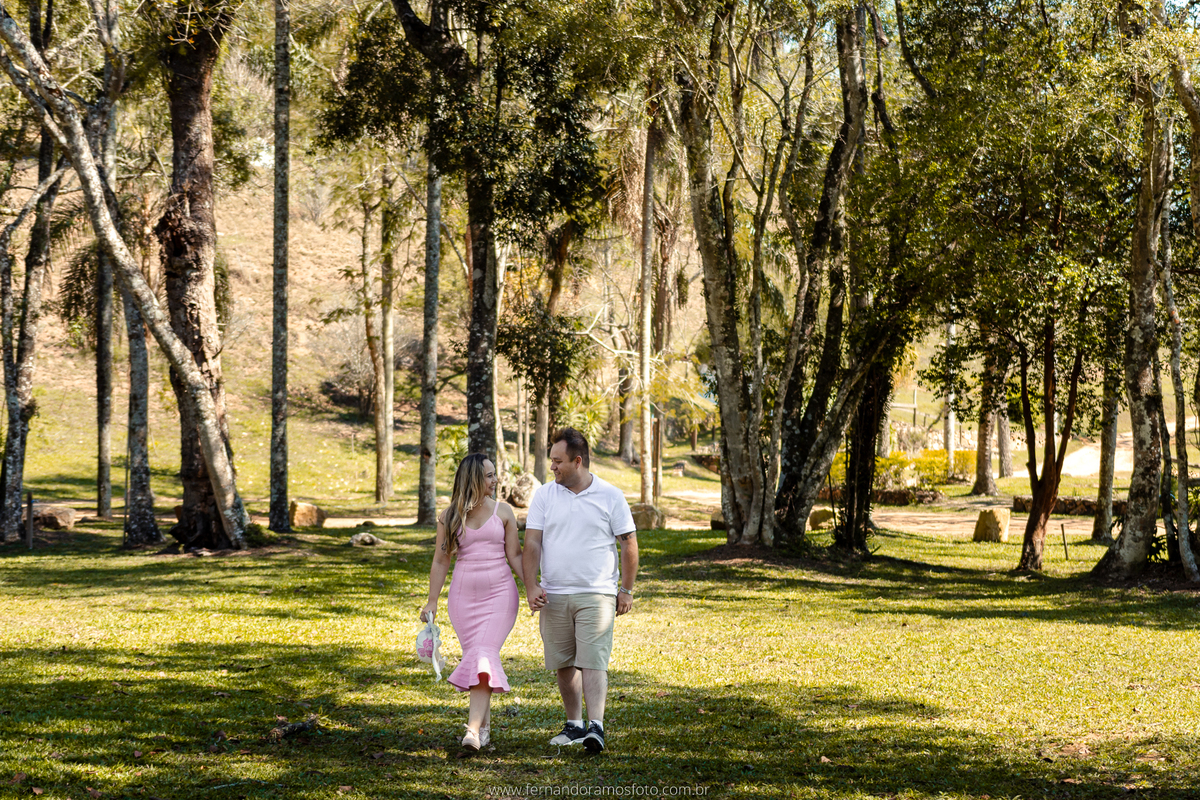 ENSAIO PRÉ-CASAMENTO NA FAZENDA GUAXINDUVA, CABREÚVA, SÃO PAULO