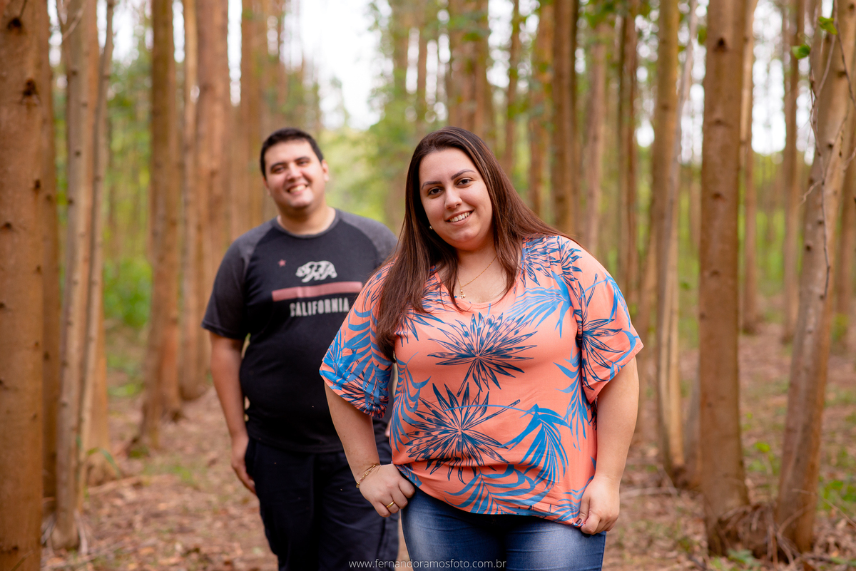 ENSAIO PRÉ-CASAMENTO, PRÉ-WEDDING, HOLAMBRA, CIDADE DAS FLORES, PLANTAÇÃO EUCALIPTO, FOTOGRAFIA DE CASAMENTO, NOIVOS, FOTOS ESPONTÂNEAS, FOTOGRAFO DE CASAMENTO SP