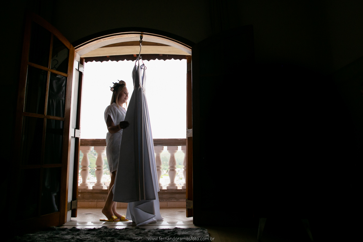 DIA DA NOIVA, CASAMENTO EM JUNDIAÍ, ETERNIZE EVENTOS, SANTUÁRIO DIOCESANO NOSSA SENHORA APARECIDA, VESTIDO DE NOIVA, DETALHES CASAMENTO, FOTOGRAFIA DE  CASAMENTO, LUIGI NOIVAS, ALUGUEL DE VESTIDO DE NOIVA