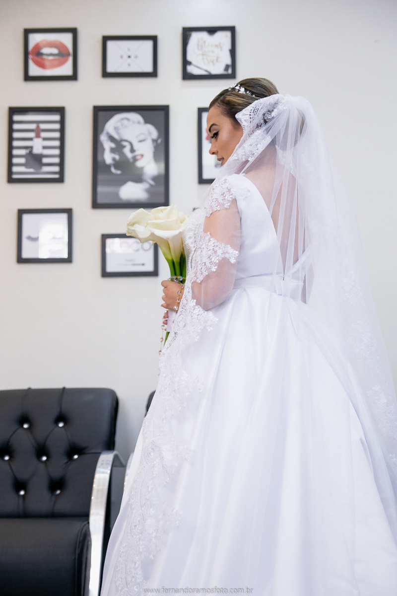 DIA DA NOIVA, CASAMENTO EM JUNDIAÍ, ETERNIZE EVENTOS, SANTUÁRIO DIOCESANO NOSSA SENHORA APARECIDA, VESTIDO DE NOIVA, DETALHES CASAMENTO, FOTOGRAFIA DE  CASAMENTO, RENATA MATSUO MAKEUP, LUIGI NOIVAS, ALUGUEL DE VESTIDO DE NOIVA, BUQUÊ DE COPO DE LEITE