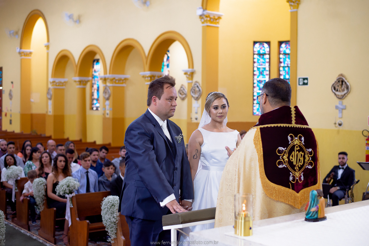 FOTOGRAFIA ESPONTÂNEA, FOTOGRAFIA DE CASAMENTO,  DIA DA NOIVA, CASAMENTO EM JUNDIAÍ, SANTUÁRIO DIOCESANO NOSSA SENHORA APARECIDA, ETERNIZE EVENTOS, FOTÓGRAFO DE CASAMENTO EM JUNDIAÍ, FOTÓGRAFO DE CASAMENTO EM ITUPEVA
