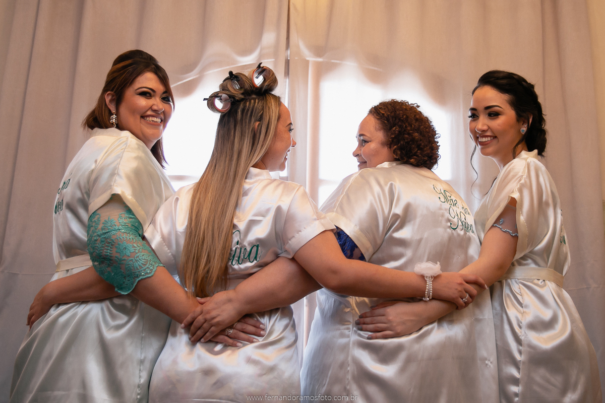 DIA DA NOIVA, CASAMENTO EM JUNDIAÍ, ETERNIZE EVENTOS, SANTUÁRIO DIOCESANO NOSSA SENHORA APARECIDA, VESTIDO DE NOIVA, DETALHES CASAMENTO, FOTOGRAFIA DE  CASAMENTO, RENATA MATSUO MAKEUP