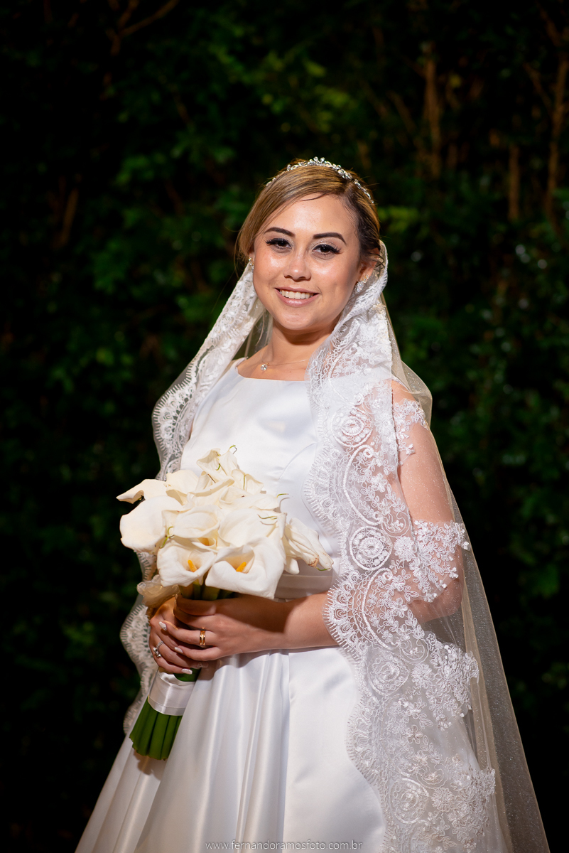 FOTOGRAFIA ESPONTÂNEA, FOTOGRAFIA DE CASAMENTO,  DIA DA NOIVA, CASAMENTO EM JUNDIAÍ, SANTUÁRIO DIOCESANO NOSSA SENHORA APARECIDA, ETERNIZE EVENTOS, FOTÓGRAFO DE CASAMENTO EM JUNDIAÍ, FOTÓGRAFO DE CASAMENTO EM ITUPEVA, ENSAIO CASAMENTO, RETRATO NOIVA