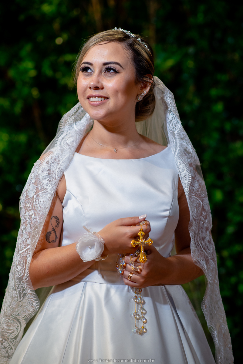FOTOGRAFIA ESPONTÂNEA, FOTOGRAFIA DE CASAMENTO,  DIA DA NOIVA, CASAMENTO EM JUNDIAÍ, SANTUÁRIO DIOCESANO NOSSA SENHORA APARECIDA, ETERNIZE EVENTOS, FOTÓGRAFO DE CASAMENTO EM JUNDIAÍ, FOTÓGRAFO DE CASAMENTO EM ITUPEVA, ENSAIO CASAMENTO, RETRATO NOIVA