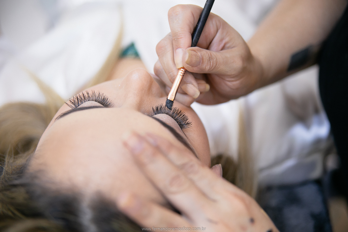 DIA DA NOIVA, CASAMENTO EM JUNDIAÍ, ETERNIZE EVENTOS, SANTUÁRIO DIOCESANO NOSSA SENHORA APARECIDA, VESTIDO DE NOIVA, DETALHES CASAMENTO, FOTOGRAFIA DE  CASAMENTO, RENATA MATSUO MAKEUP
