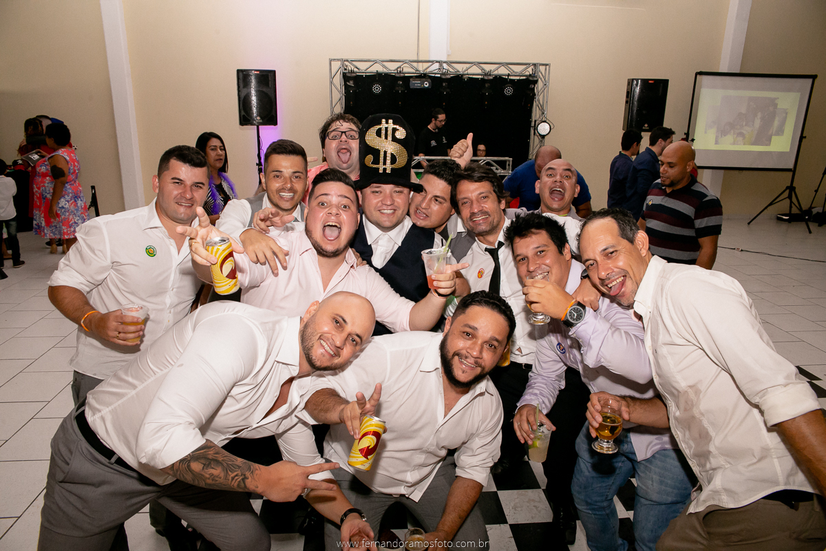 FOTOGRAFIA ESPONTÂNEA, FOTOGRAFIA DE CASAMENTO, NOIVA COM O PAI, DIA DA NOIVA, CASAMENTO EM JUNDIAÍ, SANTUÁRIO DIOCESANO NOSSA SENHORA APARECIDA, ETERNIZE EVENTOS, FOTÓGRAFO DE CASAMENTO EM JUNDIAÍ, FOTÓGRAFO DE CASAMENTO EM ITUPEVA, FESTA DE CASAMENTO