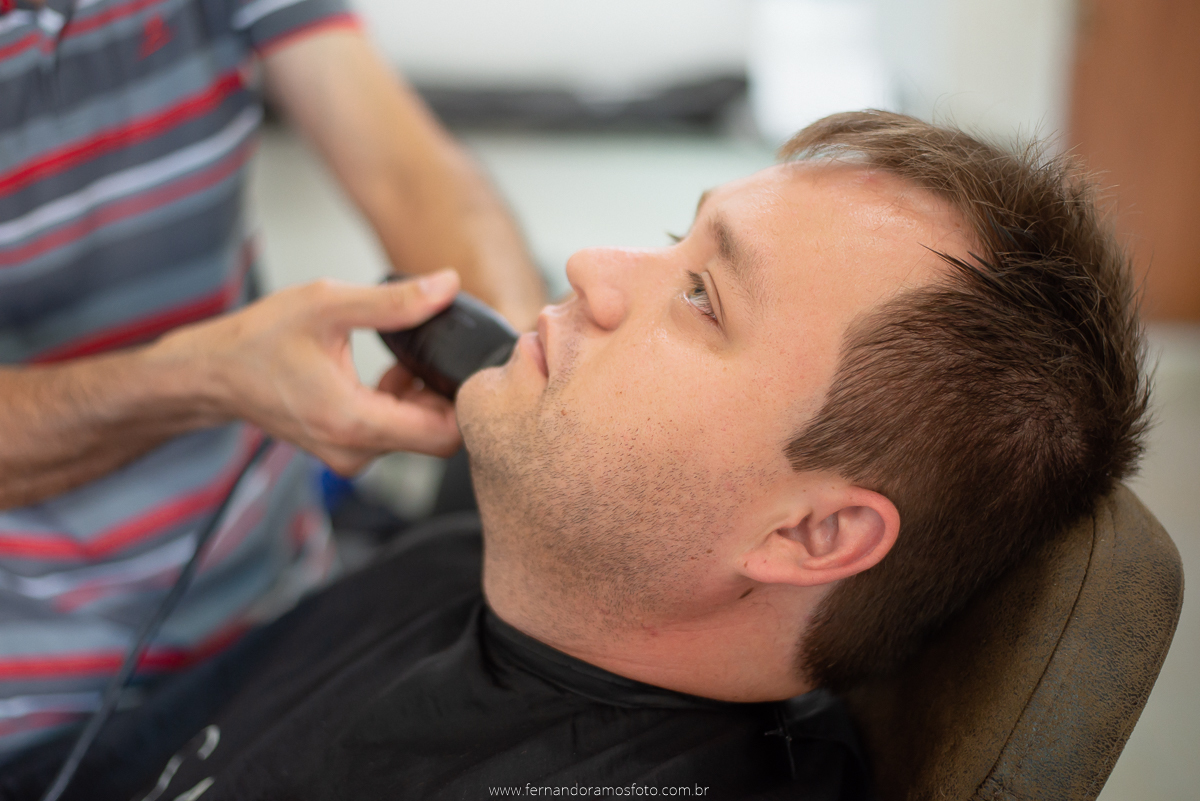 DIA DO NOIVO, BARBEARIA, FOTOGRAFIA DE CASAMENTO, CASAMENTO EM JUNDIAÍ, VICENTINI ALUGUEL DE TRAJES, TRAJES PARA NOIVO, DIA DO NOIVO NA BARBEARIA