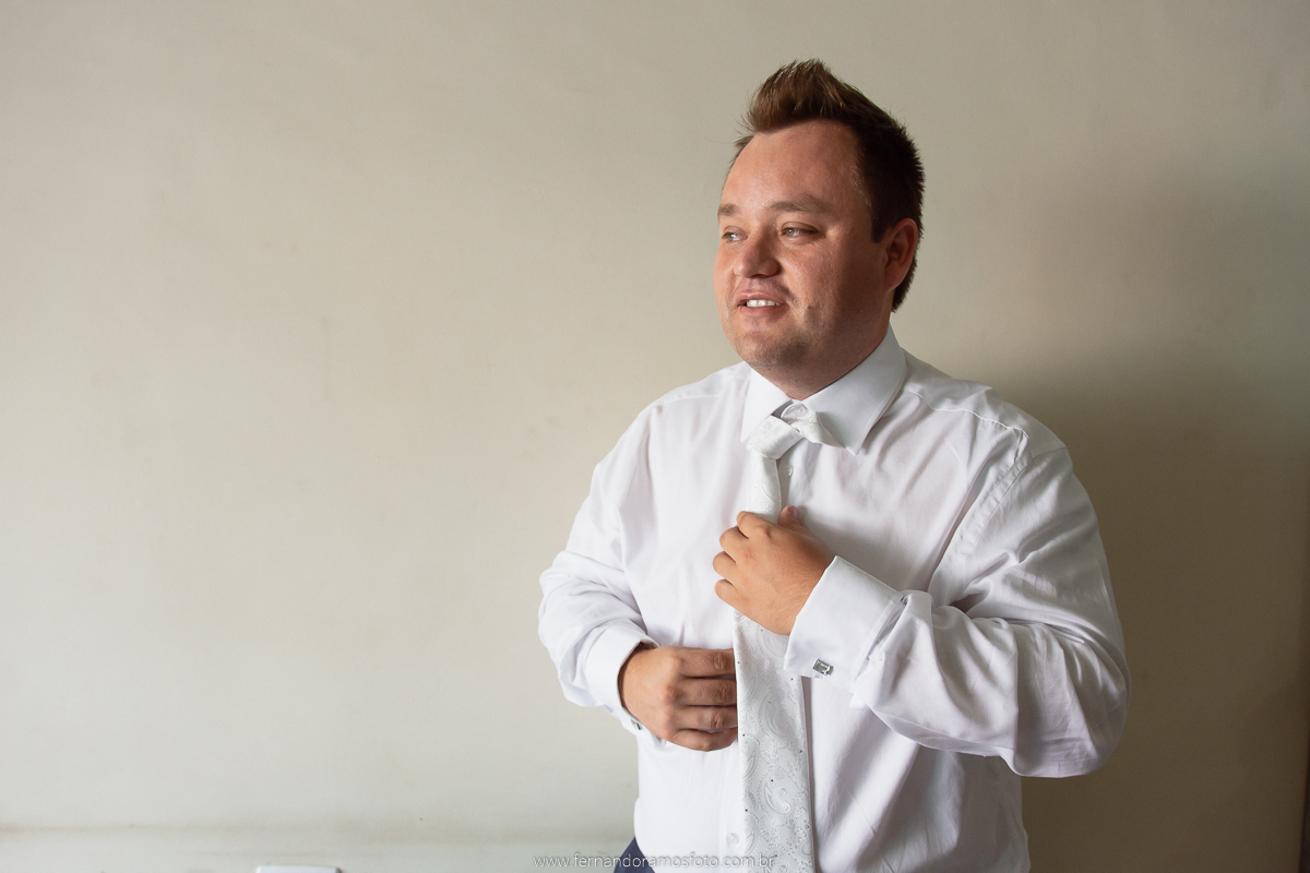 DIA DO NOIVO, BARBEARIA, FOTOGRAFIA DE CASAMENTO, CASAMENTO EM JUNDIAÍ, VICENTINI ALUGUEL DE TRAJES, TRAJES PARA NOIVO, DIA DO NOIVO NA BARBEARIA