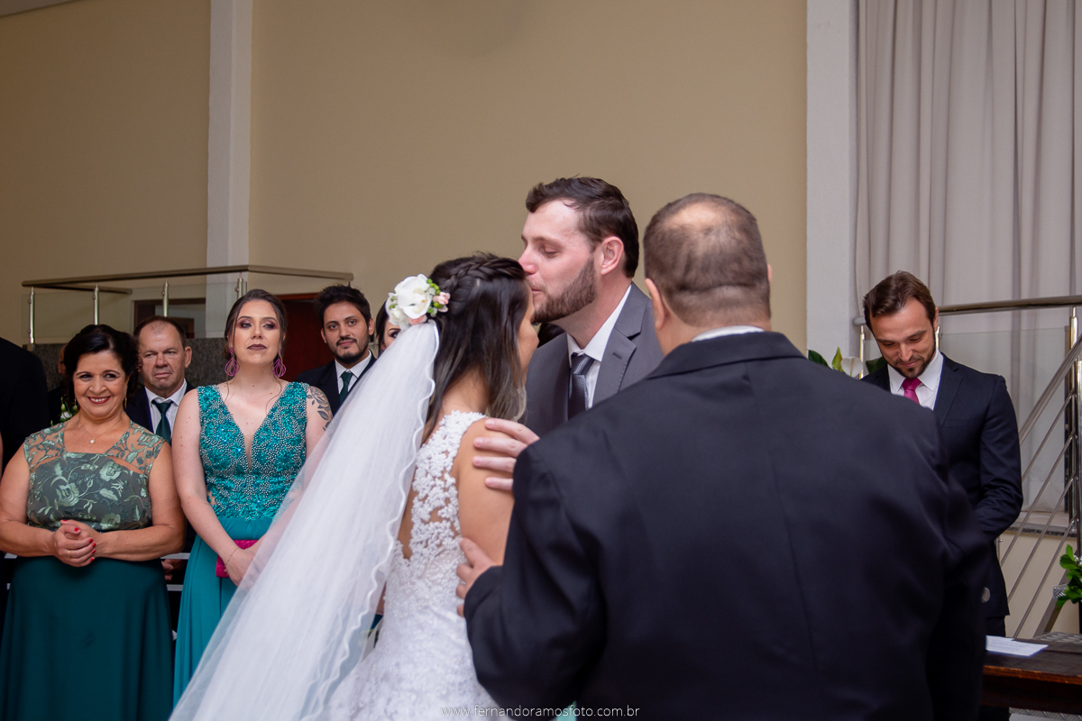 CASAMENTO NO ETERNIZE EVENTOS, CASAMENTO EM ITUPEVA, FOTOS DE CASAMENTO, FOTÓGRAFO DE CASAMENTO ITUPEVA, BUQUÊ DE NOIVA, BUQUÊ DE FLORES, CASAMENTO DE DIA, FOTOGRAFIA DE CASAMENTO, FOTÓGRAFO EM JUNDIAÍ, TAPETE DE ROSAS, ENTRADA DO NOIVO
