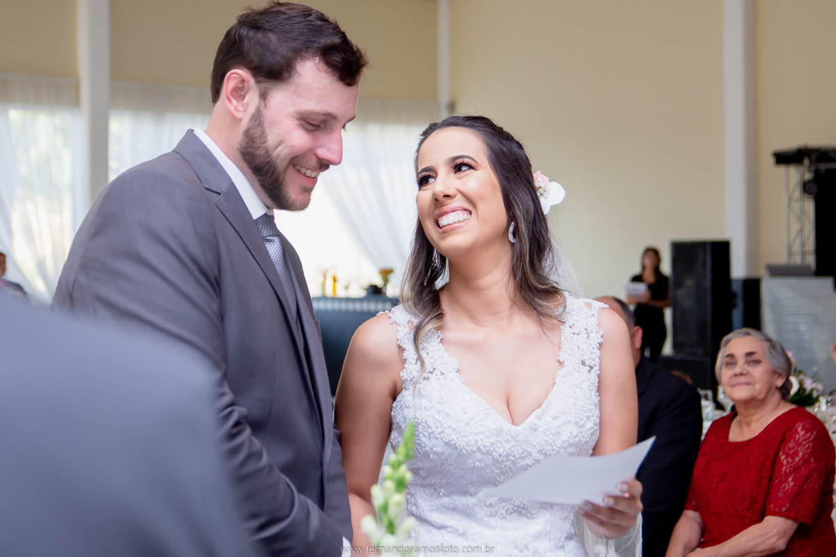 CASAMENTO NO ETERNIZE EVENTOS, CASAMENTO EM ITUPEVA, FOTOS DE CASAMENTO, FOTÓGRAFO DE CASAMENTO ITUPEVA,  CASAMENTO DE DIA, FOTOGRAFIA DE CASAMENTO, FOTÓGRAFO EM JUNDIAÍ,  CERIMÔNIA DE CASAMENTO NO SALÃO, TROCA DOS VOTOS, TROCA DAS ALIANÇAS