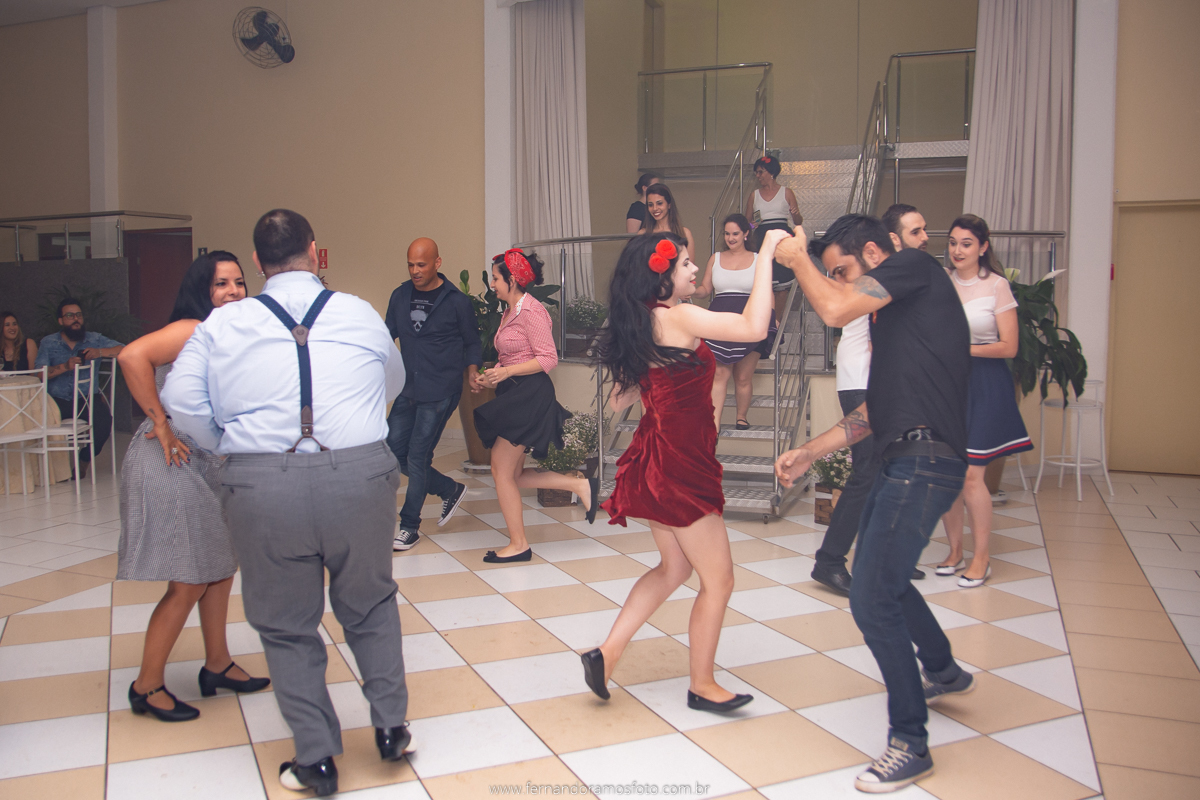 CASAMENTO NO ETERNIZE EVENTOS, CASAMENTO EM ITUPEVA, FOTOS DE CASAMENTO, FOTÓGRAFO DE CASAMENTO ITUPEVA,  FOTOGRAFIA DE CASAMENTO, FOTÓGRAFO EM JUNDIAÍ,  CERIMÔNIA DE CASAMENTO NO SALÃO, FESTA DE CASAMENTO, ROCKABILLY, GRUPO DE DANÇA ROCKABILLY ITUPEVA