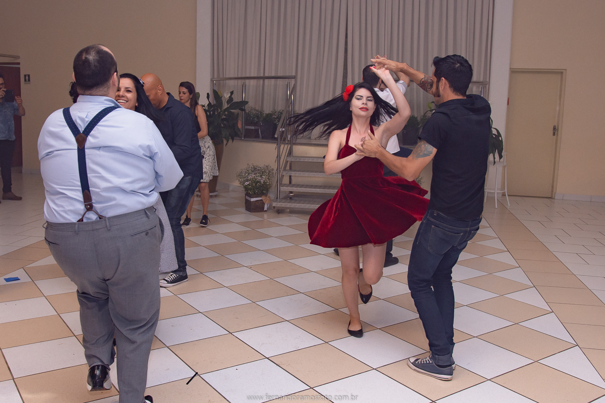 CASAMENTO NO ETERNIZE EVENTOS, CASAMENTO EM ITUPEVA, FOTOS DE CASAMENTO, FOTÓGRAFO DE CASAMENTO ITUPEVA,  FOTOGRAFIA DE CASAMENTO, FOTÓGRAFO EM JUNDIAÍ,  CERIMÔNIA DE CASAMENTO NO SALÃO, FESTA DE CASAMENTO, ROCKABILLY, GRUPO DE DANÇA ROCKABILLY ITUPEVA