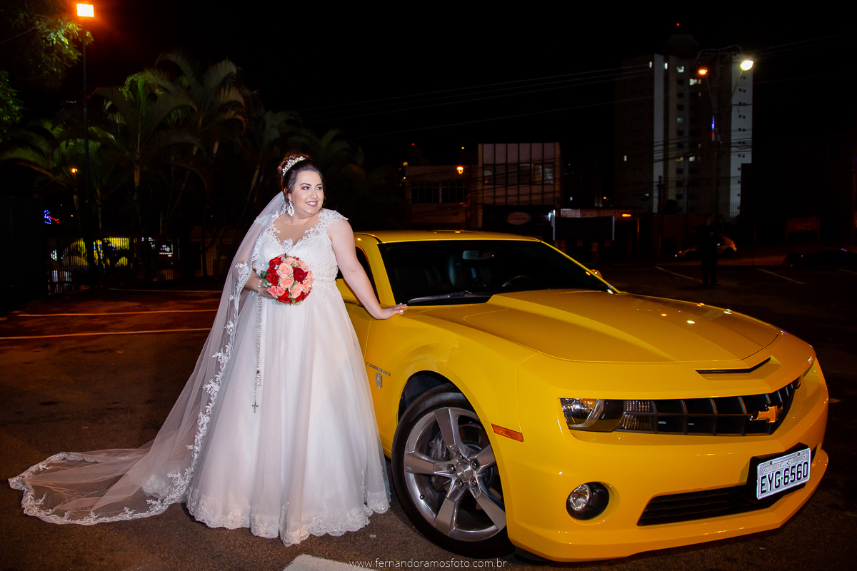 CERIMÔNIA DE CASAMENTO, FOTOGRAFIA DE CASAMENTO, IGREJA NOSSA SENHORA DA CONCEIÇÃO, CASAMENTO, JUNDIAÍ, NOIVA, BUQUÊ PARA CASAMENTO, CAMARO AMARELO, CARRO PARA NOIVAS, ALUGUEL DE CARRO PARA CASAMENTO