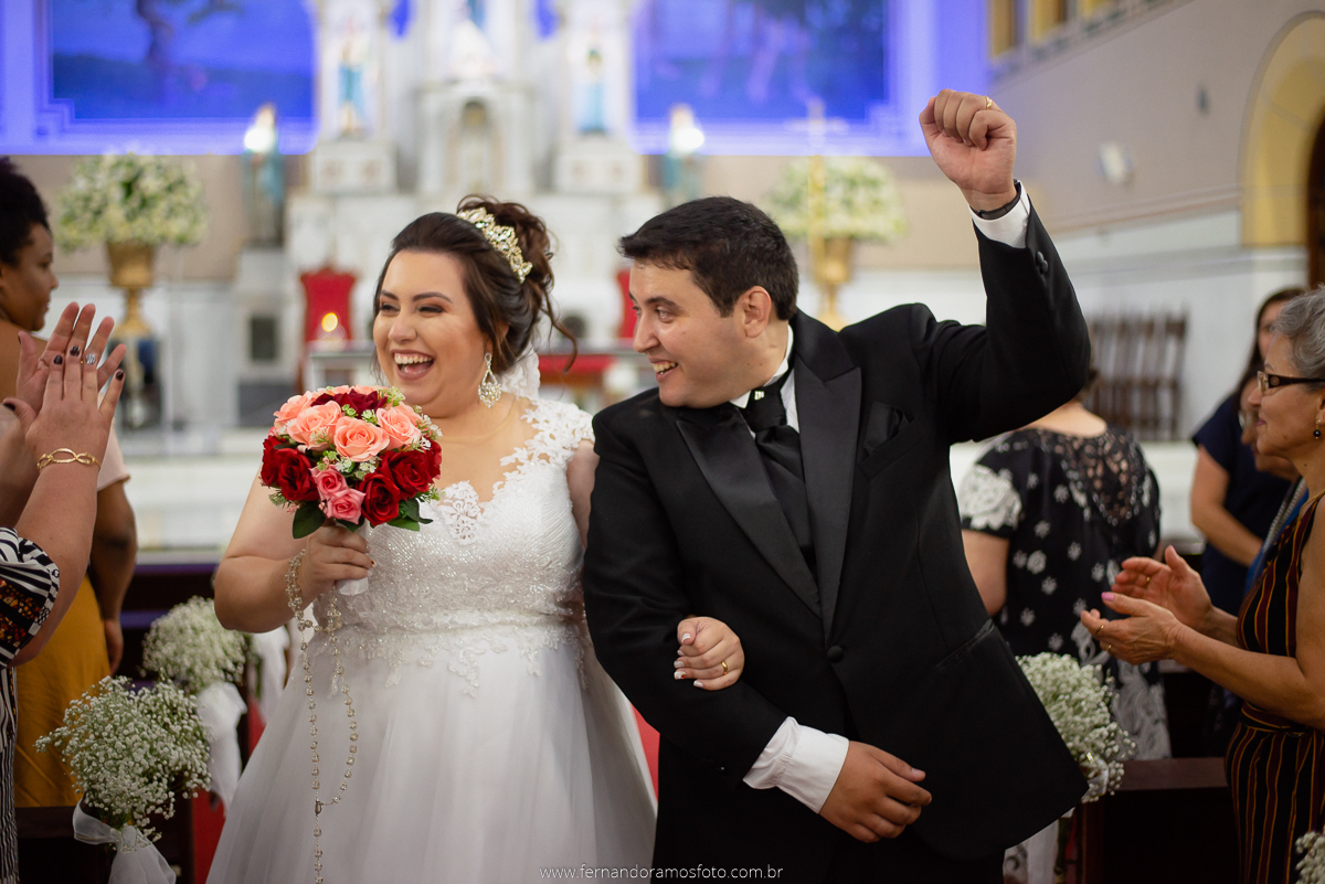 CERIMÔNIA DE CASAMENTO, FOTOGRAFIA DE CASAMENTO, IGREJA NOSSA SENHORA DA CONCEIÇÃO, CASAMENTO, JUNDIAÍ, NOIVOS, CASADOS, SAÍDA DOS NOIVOS,