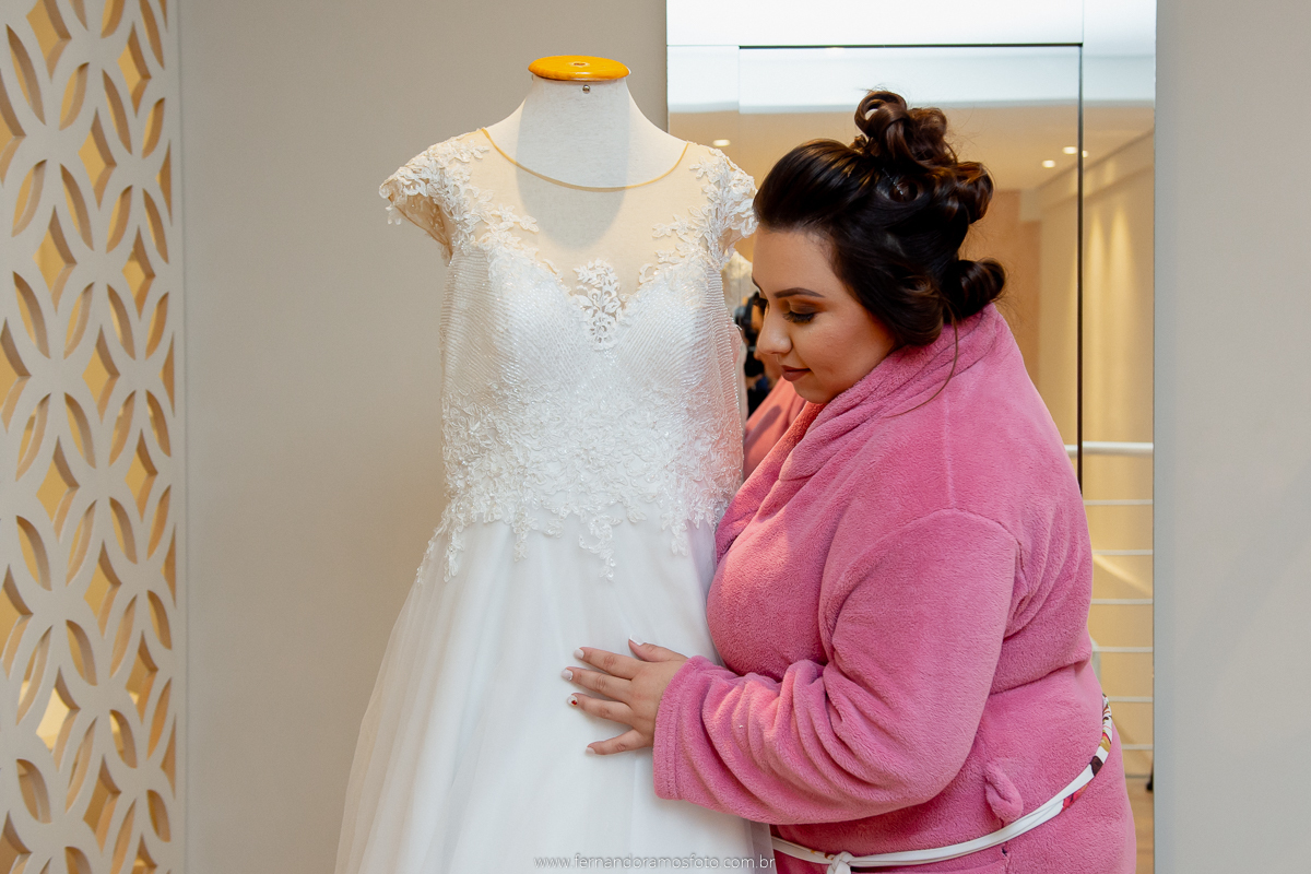 DIA DA NOIVA, SALÃO PINK ME UP, FOTOGRAFIA DE CASAMENTO, FOTÓGRAFO DE CASAMENTO EM JUNDIAÍ, MAQUIAGEM PARA NOIVA, MAKE UP, VESTIDO DE NOIVA