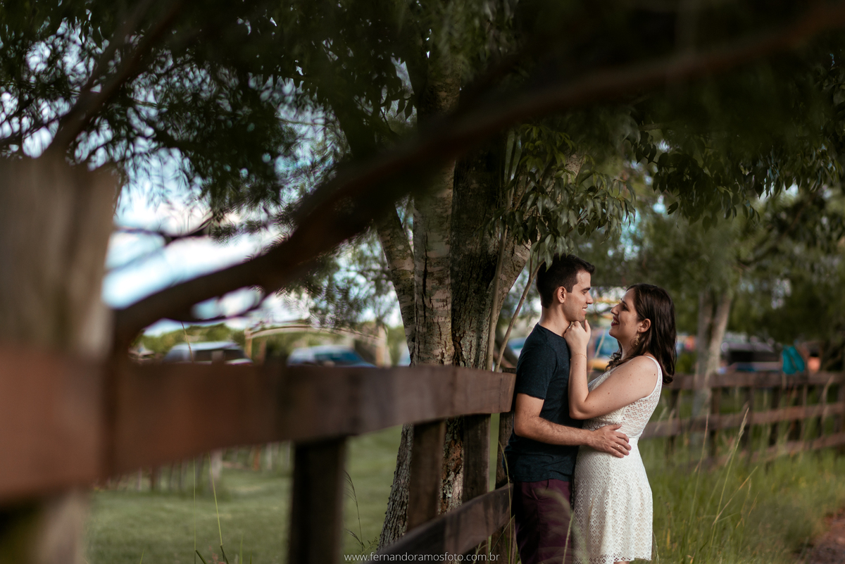 ENSAIO PRÉ-CASAMENTO, PRÉ-WEDDING, VINHOS MICHELETTO, FOTOGRAFIA DE CASAMENTO, ENSAIO AO AR LIVRE, FOTOS DE PRÉ-CASAMENTO, ENSAIO NA VÍNICOLA, ENSAIO PRÉ-CASAMENTO EM LOUVEIRA, LOUVEIRA, SÃO PAULO