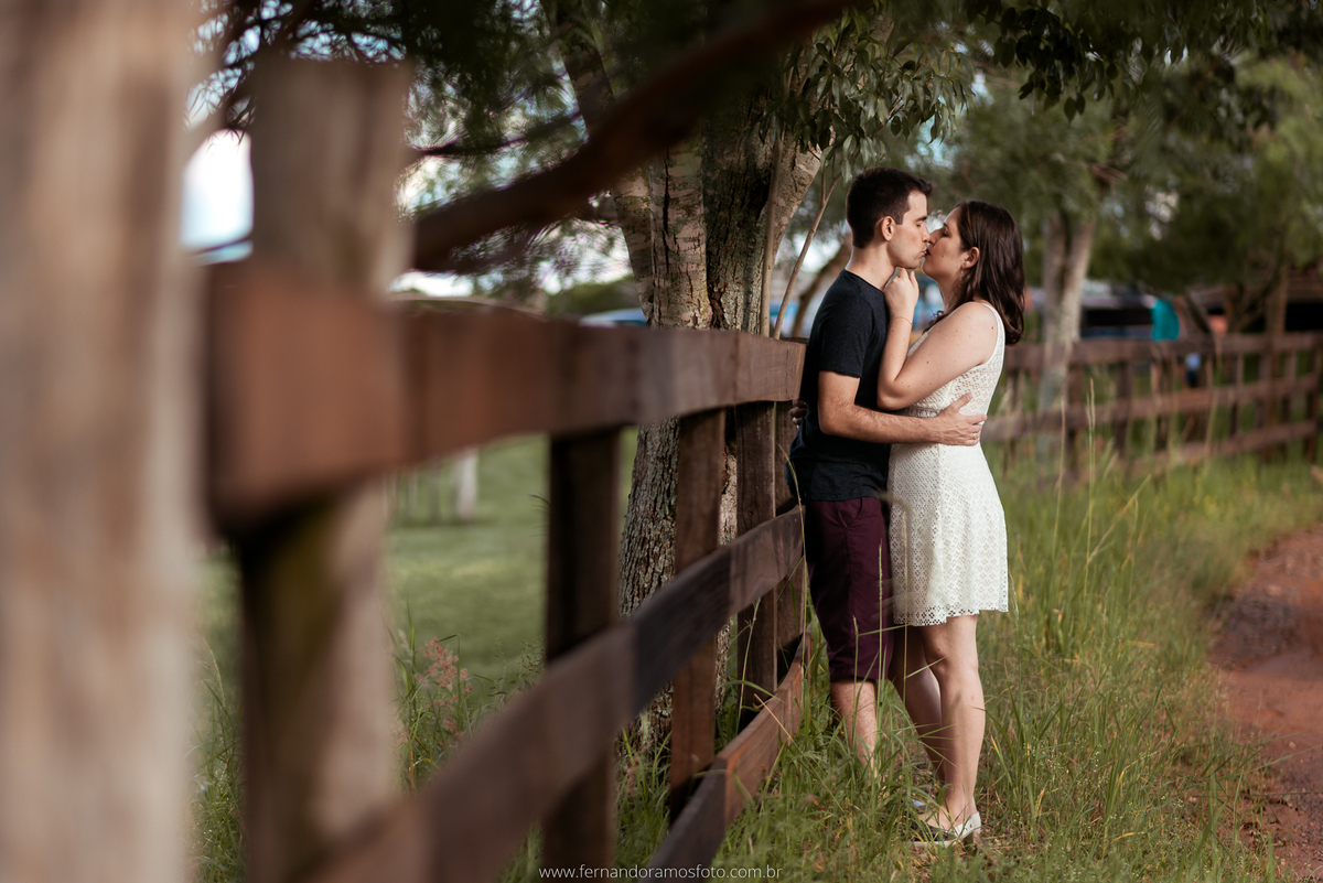 ENSAIO PRÉ-CASAMENTO, PRÉ-WEDDING, VINHOS MICHELETTO, FOTOGRAFIA DE CASAMENTO, ENSAIO AO AR LIVRE, FOTOS DE PRÉ-CASAMENTO, ENSAIO NA VÍNICOLA, ENSAIO PRÉ-CASAMENTO EM LOUVEIRA, LOUVEIRA, SÃO PAULO