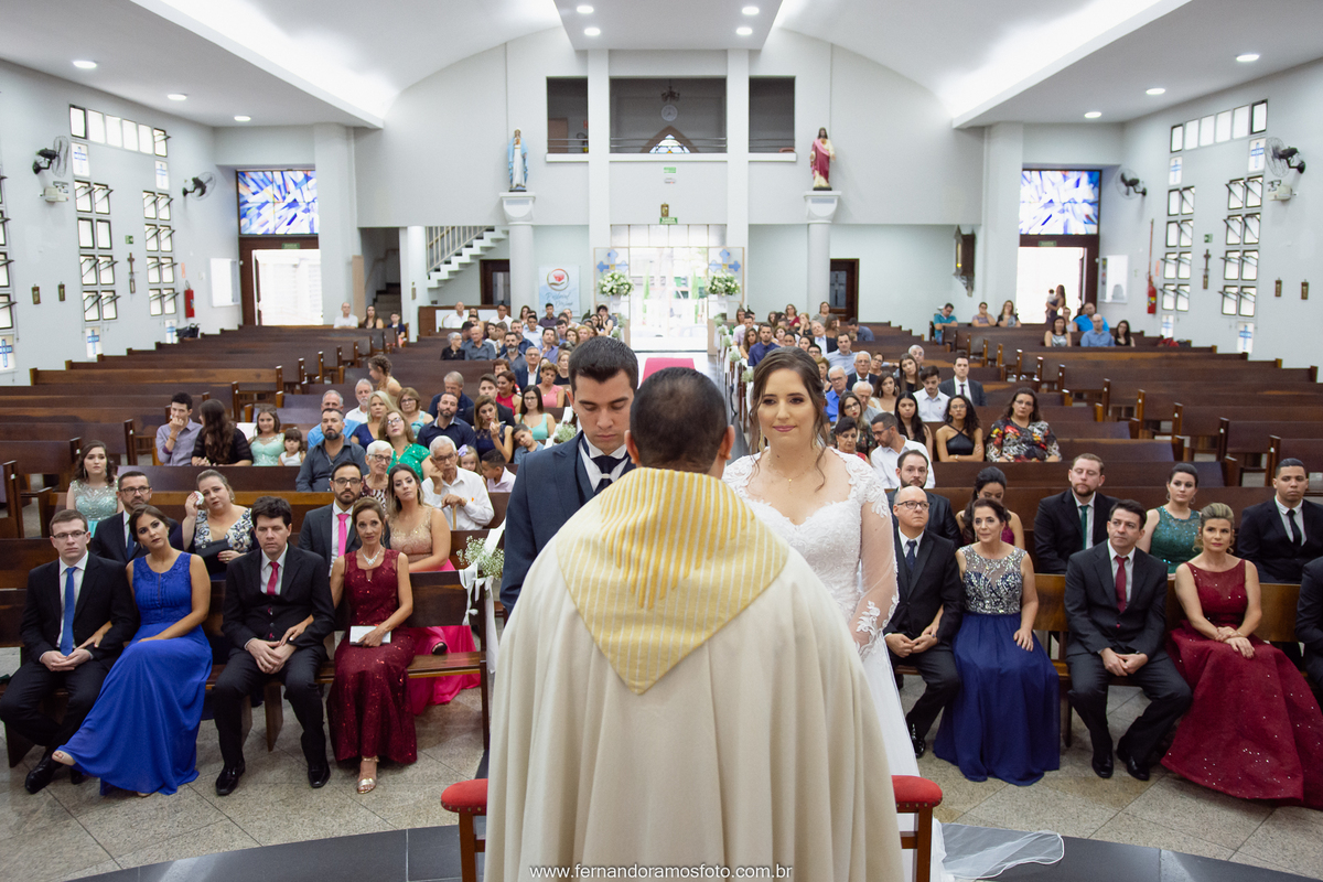 cerimônia de casamento na paróquia santa teresinha, Jundiaí, São Paulo, fotografo de casamento